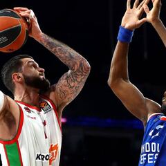 Paso atrás del Baskonia: cae ante el Efes y suma siete derrotas