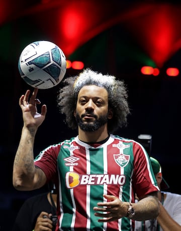 Marcelo con la camiseta del Fluminense.