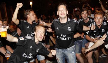 Los aficionados del Real Madrid celebraron título en La Cibeles.