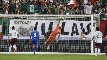 Kévin Parsemain le volvió a anotar a la Selección Mexicana