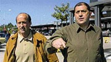 <B>LLEGÓ A PEINADOR</B>. Moncho Carnero fue a recoger a Lotina al Aeropuerto de Vigo.