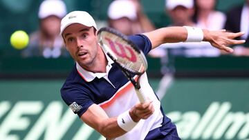 Bautista se cita con Federer y Carball¨¦s cae ante Kyrgios