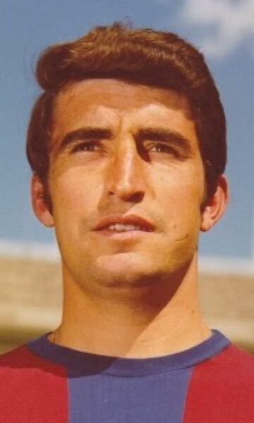 Solo jugó en el Barcelona la temporada 69-70. Ese mismo año se fue al Elche, donde estuvo hasta 1973.