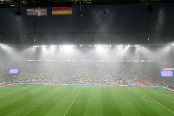 Así fue la tormenta en Dortmund que obligó a detener el Alemania-Dinamarca