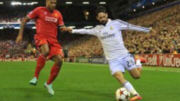 Isco, ante Glen Johnson.