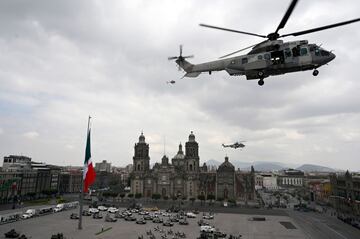 Desfile por la Independencia rinde homenaje a héroes de la salud