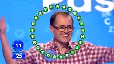 La misma cifra consiguió llevarse Julio Escartín en el año 2017. Su victoria merece ser recordada no sólo por ser uno de los pocos que consiguen completar el rosco, sino porque lo hizo precisamente ante Pablo Díaz y en su primera experiencia en ‘Pasapalabra’. Curiosamente, cuatro años y más programas después, este último sintió lo que este maño sintió en aquel entonces.