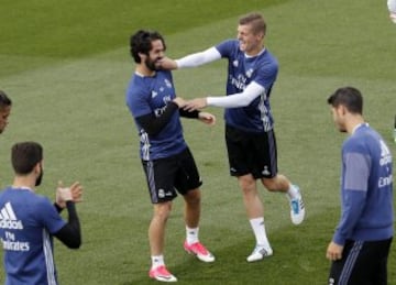 Último entrenamiento del Madrid antes de recibir al Sevilla