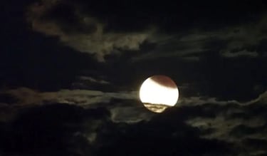 ¿A qué hora inicia el eclipse parcial de Luna y cómo ver en vivo desde México?