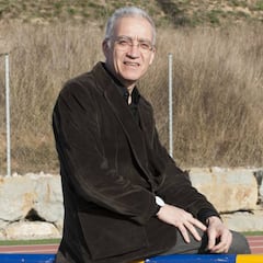 Manel González se retira de la carrera por la presidencia