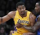 Los Cavaliers se arriesgan con las maltrechas rodillas de Bynum