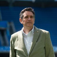 El Depor, una demolición controlada con despedidos útiles