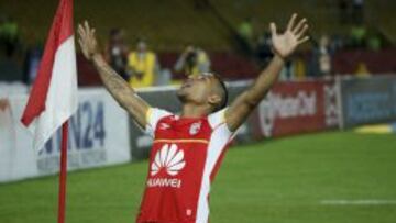 Wilson Morelo tiene contrato hasta junio con Independiente Santa Fe.
