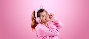 Razer Kraken Kitty V2 Pro, Razer, periféricos, gaming, PC, ordenadores, streamer, streaming, Twitch, kawaii, creación de contenido, oso, conejo, gato