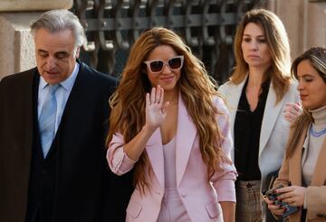 Colombian singer Shakira and her lawyer Pau Molins 