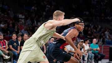 Chima Moneke durante el Baskonia-Estrella Roja de la Euroliga 2023-24.