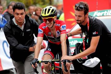 Simon Yates entró tercero en La Gallina y aseguró su victoria en la Vuelta a España 2018.