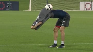 Lewandowski y el truco más difícil con balón: ¡crack!