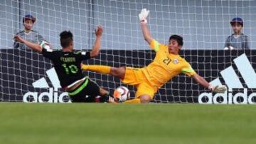 Zacarías López es el tercer arquero del plantel profesional de San Marcos de Árica. Sus primeros minutos los vivió frente Antofagasta en Copa Chile (28 de agosto de 2014).