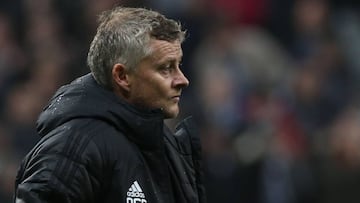 NEWCASTLE UPON TYNE, ENGLAND - OCTOBER 06: Manager Ole Gunnar Solskjaer of Manchester United walks off after the Premier League match between Newcastle United and Manchester United at St. James Park on October 06, 2019 in Newcastle upon Tyne, United Kingd