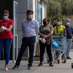 Coronavirus: ¿pueden ir a comprar dos personas juntas durante el estado de alarma?