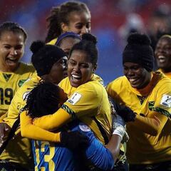 Las Reggae Girlz hacen historia más allá del fútbol en Jamaica