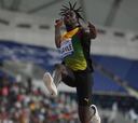 El 'rastaman' Gayle pincha un reggae de oro en longitud (8,69)