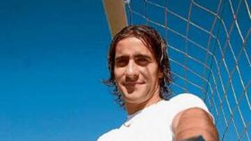 <b>CLAVE. </b>Gastón Casas marcó el penalti ante el Xerez en Chapín el domingo pasado.