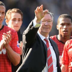 Giggs sought Fergie's advice upon taking Wales job