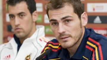 Casillas compareció junto a Busquets en vísperas del amistoso ante Colombia.