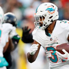 Raheem Mostert llega a Las Vegas Raiders, procedente de los Dolphins