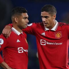 Limpia total en el United: 11 jugadores, en el aire