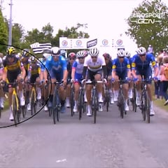 Dos montoneras brutales en el inicio del Tour: Soler, Froome...