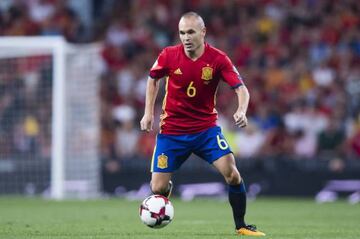 Andrés Iniesta en acción