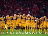 Fernando Gorriaran, Jonathan Herrera, Joaquim Pereira, Juan Sanchez Purata, Nicolas Ibanez, Javier Aquino, Juan Pablo Vigon, Jesus Garza, Angel Correa, Uriel Antuna of Tigres during the final second leg match between Tigres UANL and Toluca, as part of the Liga BBVA MX, Torneo Apertura 2025 at Nemesio Diez Stadium, on December 14, 2025 in Toluca, Estado de Mexico, Mexico.