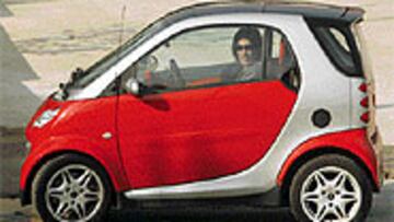 <b>MODELO UTILITARIO.</b> No es la primera vez que a José Mari se le ve por los entrenamientos con este utilitario.