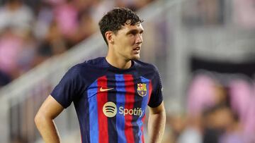 Xavi reinventa a Christensen de pivote