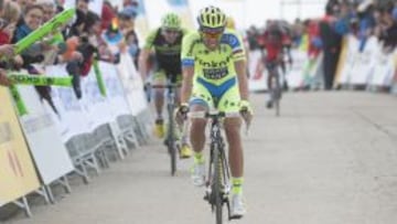 Alberto Contador, en su llegada a la meta de La Molina. 