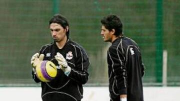 <b>MAL AMBIENTE. </b>Desde el puñetazo, Munúa y Aouate no se hablan.