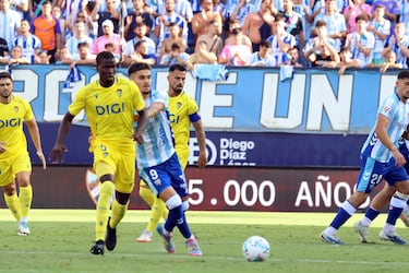 El Cádiz vuelve a sacar oro de Málaga