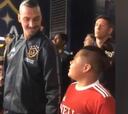 El gran gesto de Ibra con un niño antes de entrar a la cancha