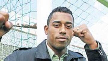 <b>EL GOLEADOR </b>Uno de los factores que más ha contribuido en la mejoría del Betis ha sido el acierto ante la portería rival de Robert. Dos goles contra el Valencia y uno ante el Athletic.