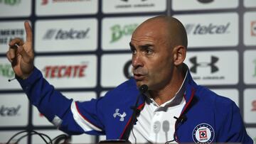 Paco Jémez descarta titularidad de Rodríguez y Cauteruccio