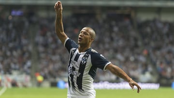 Revancha, enojo, penales… Una charla exclusiva con Carlos Sánchez