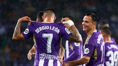 VALLADOLID, SPAIN - OCTOBER 19: Sergio Leon of Real Valladolid celebrates after scoring his team's third goal during the LaLiga Santander match between Real Valladolid CF and RC Celta at Estadio Municipal Jose Zorrilla on October 19, 2022 in Valladolid, Spain. (Photo by Diego Souto/Quality Sport Images/Getty Images)