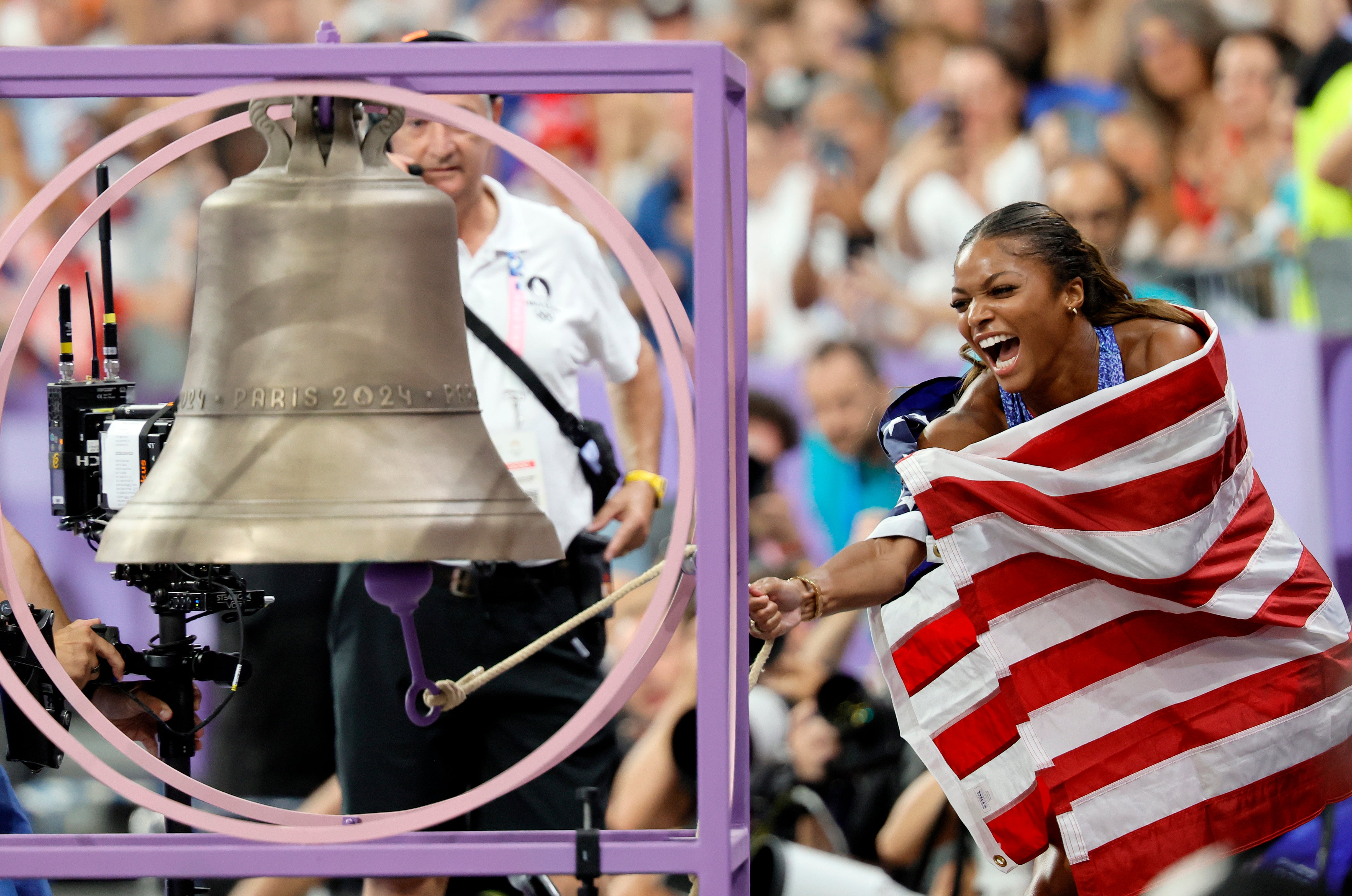 This was the reaction of Team USA’s Gabby Thomas after winning gold in 200m at Paris 2024 Olympics