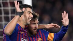 Los delantero del Barcelona, Luis Su&aacute;rez y Lionel Messi, durante un partido.