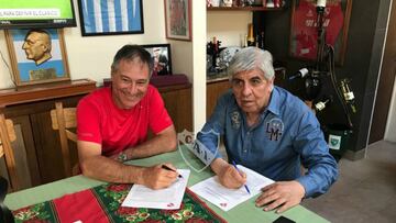 Holan se retracta y volvió a firmar contrato en Independiente