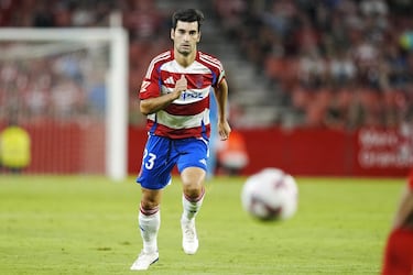 El Granada echa para atrás el fichaje de Álex Forés