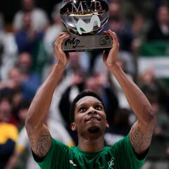 Tyson ‘Huracán’ Carter, MVP por sorpresa